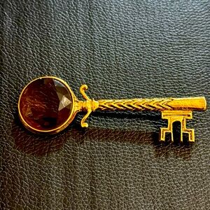 Gold and Amber Crystal Key Brooch